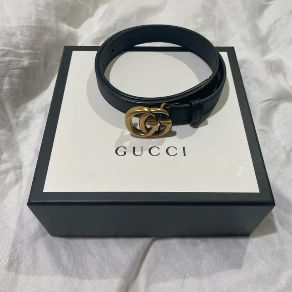 Gucci Black Belt with Gold GG Buckle - Picture 1 of 2